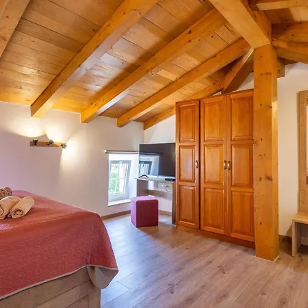 Holiday home Stunning In With Kitchen *