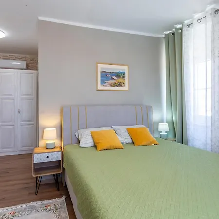 Dom wakacyjny Luxurious In Ližnjan
