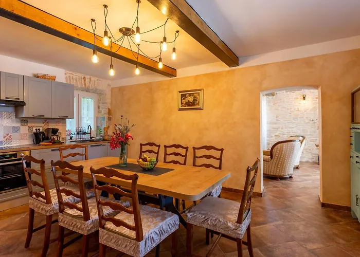 Stunning In With Kitchen