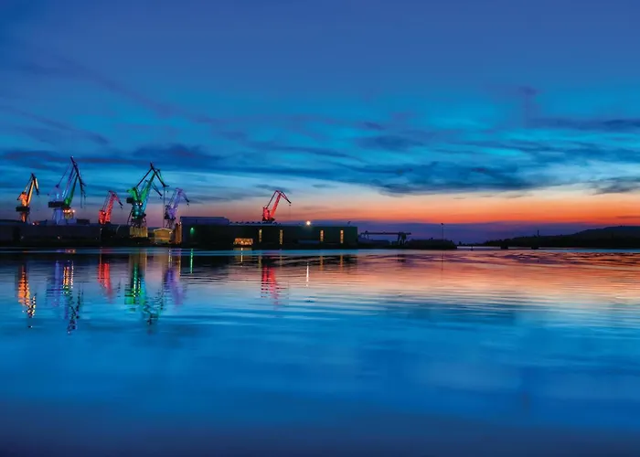 Stunning In With Kitchen * Ližnjan